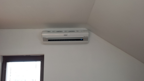 Samsung - klimatizácia v rohu