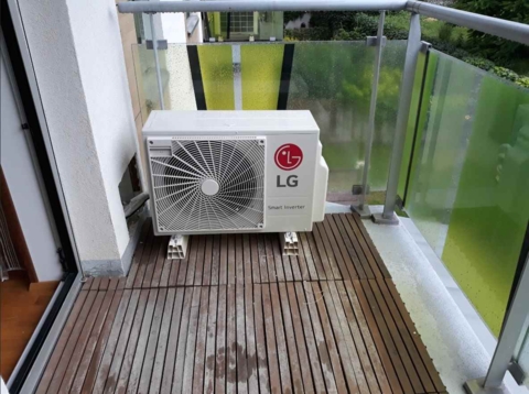 LG Deluxe - vonkajšia jednotka