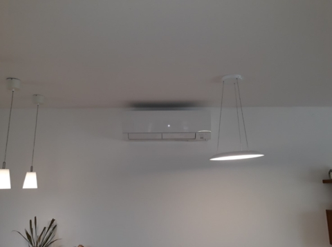 Mitsubishi Deluxe MSZ-FH - detail