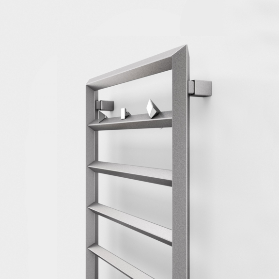 TERMA Diamond kúpeľňový radiátor 1120x500 farba Silver Matt + vešiak Spark Detail