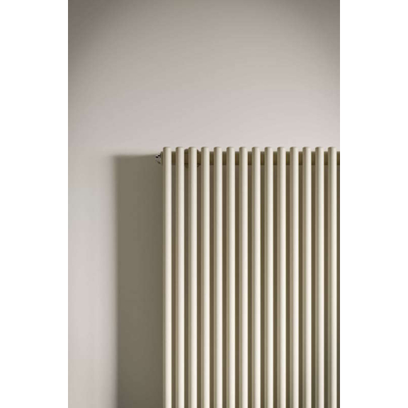 IRSAP Arpa 18 vertikálny dizajnový radiátor