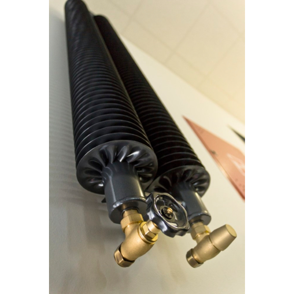 ISAN Spiral RAO2 vertikálny radiátor detail