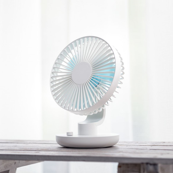 Airbi Blade stolový ventilátor