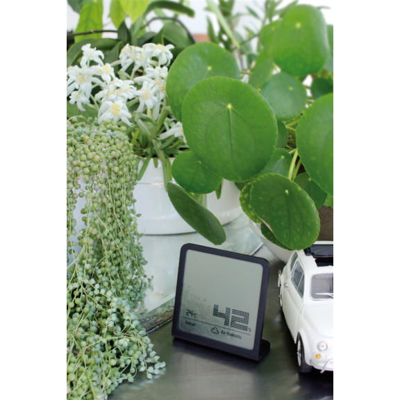 Digitálny vlhkomer a teplomer StadlerForm Selina black2