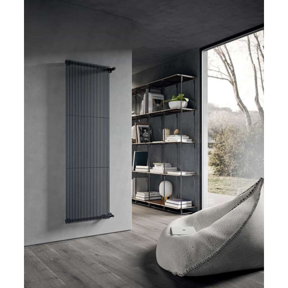 IRSAP Arpa 12 vertikálny dizajnový radiátor