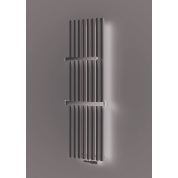 ISAN Akros vodný vertikálny radiátor