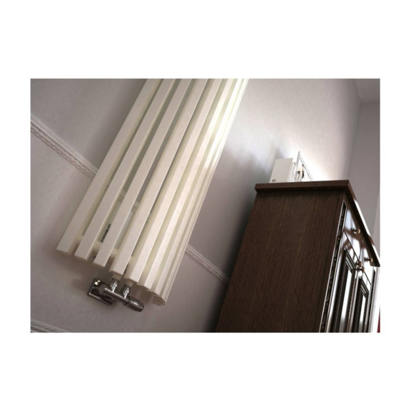 TERMA Triga AW dizajnový radiátor v interiéri - detail