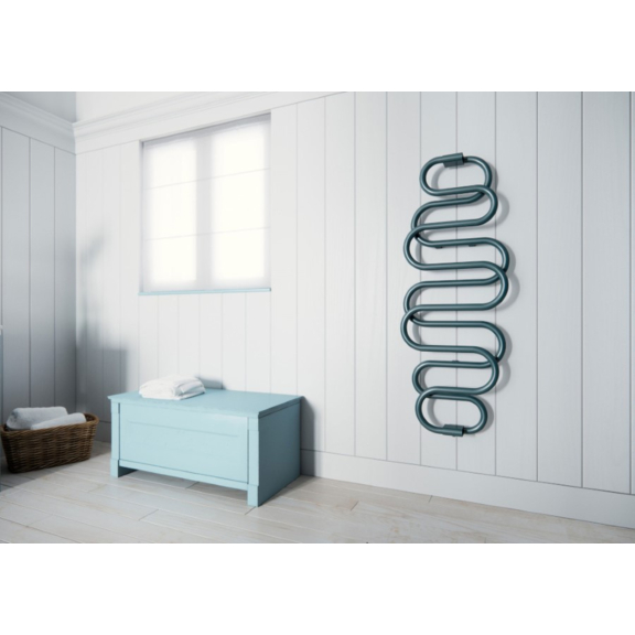 TERMA Perla dizajnový radiátor - 1360x500 RAL5020