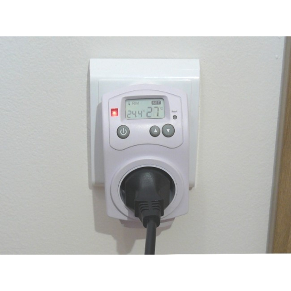 Fenix TH 810 T zásuvkový termostat