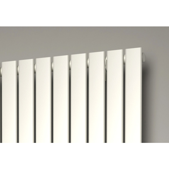 ISAN Collom Light radiátor do chodby detail