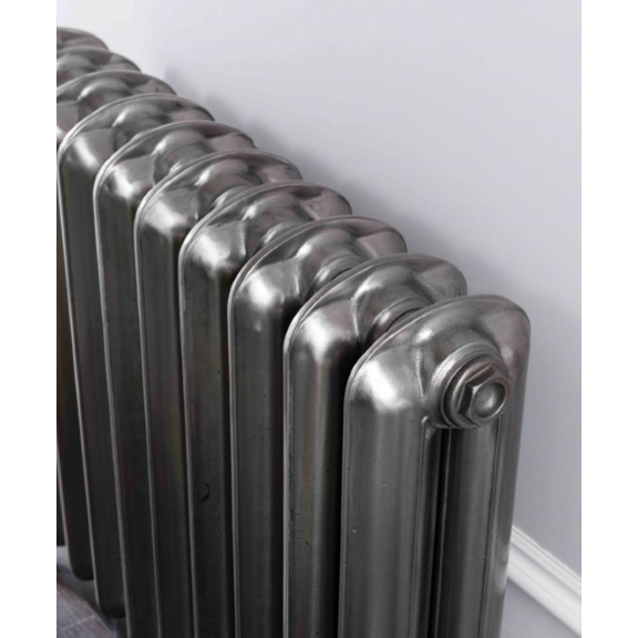 TERMA Plain retro radiátor farba Polished Metal