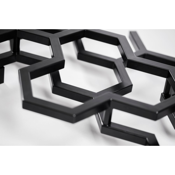 TERMA Hex dizajnový radiátor 1220x486 Soft 9005 Detail