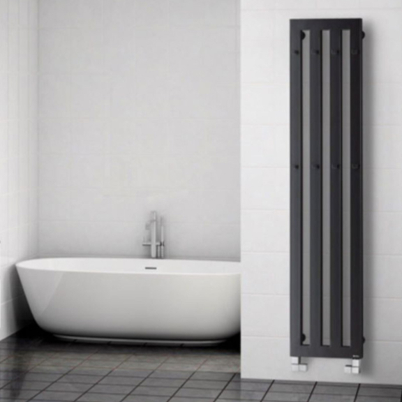 P.M.H. Darius vodný dizajnový radiátor s háčikmi - titulná fotka