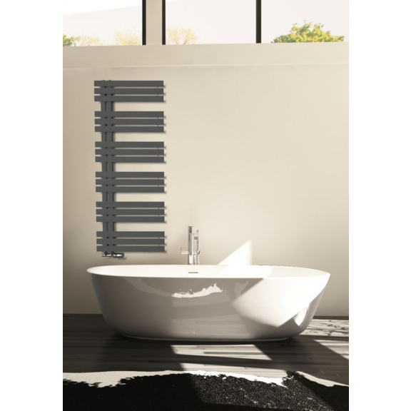 ISAN Miro vodný kúpeľňový radiátor interiér
