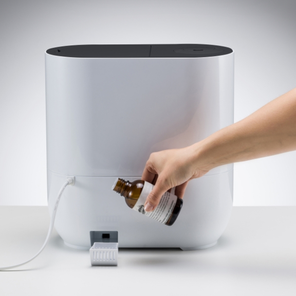 Ultrazvukový zvlhčovač BONECO U350 plnenie aromatickým olejom