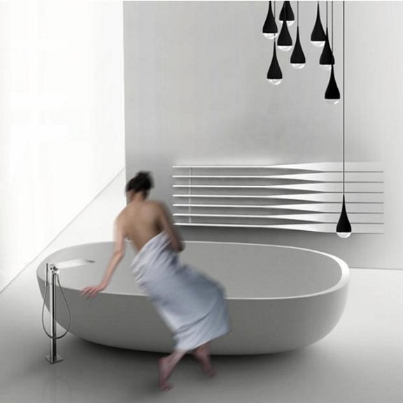 TERMA Cyklon H dizajnový radiátor farba 9016 - minimalistická kúpeľňa