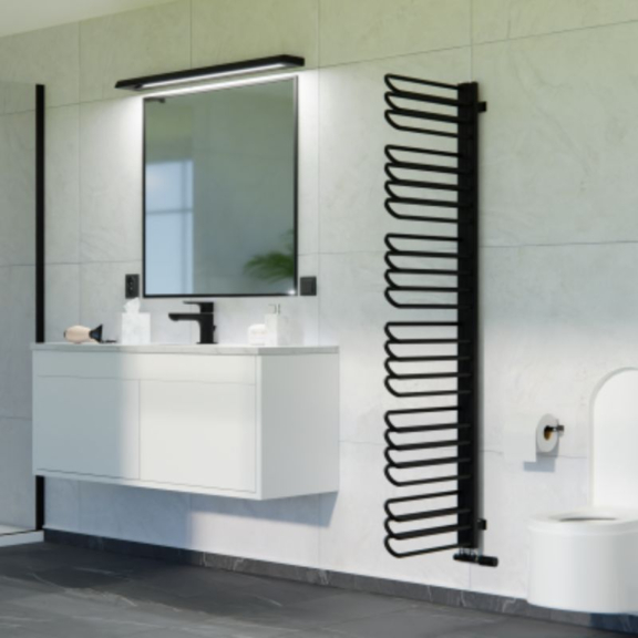 ISAN Space vodný kúpeľňový radiátor